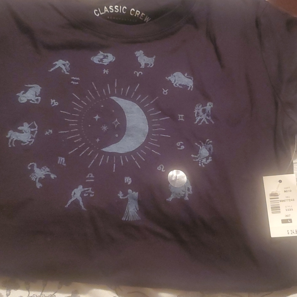 Aeropostale t shirt
